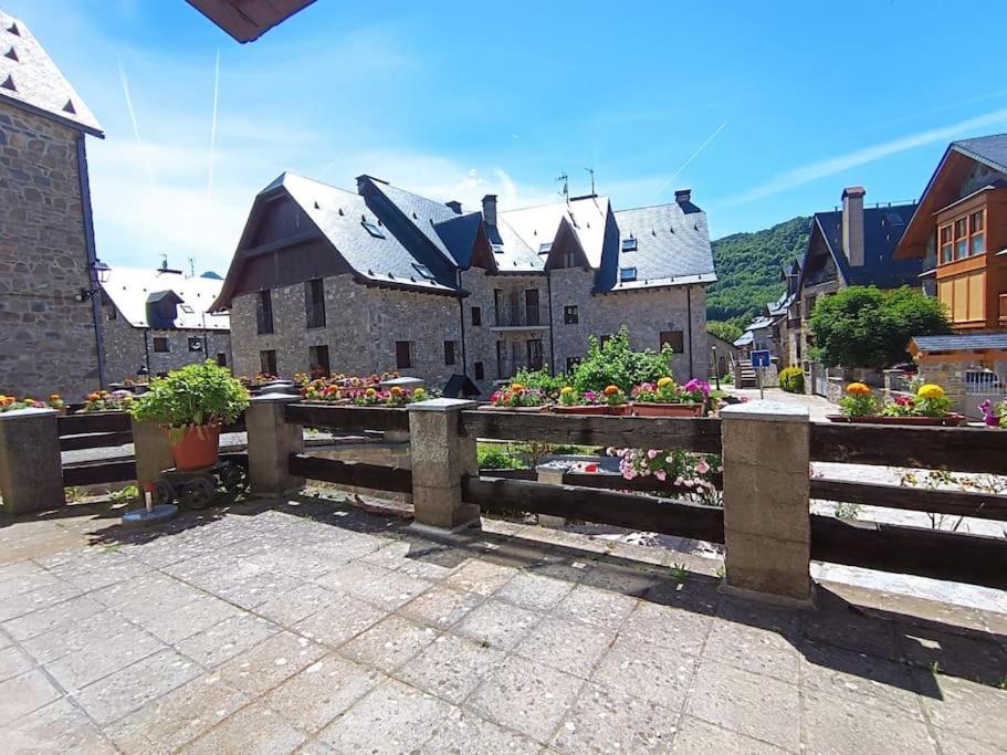 Pena Telera Petfriendly - Arafita Apartamentos El Pueyo de Jaca Extérieur photo